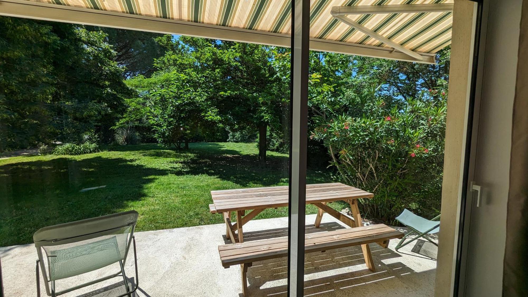 Ferienhaus Rez-de-jardin Independant Dans Ferme Maraichere Bio Avec Grand Jardin Privatif Clos Et Arbore Crest